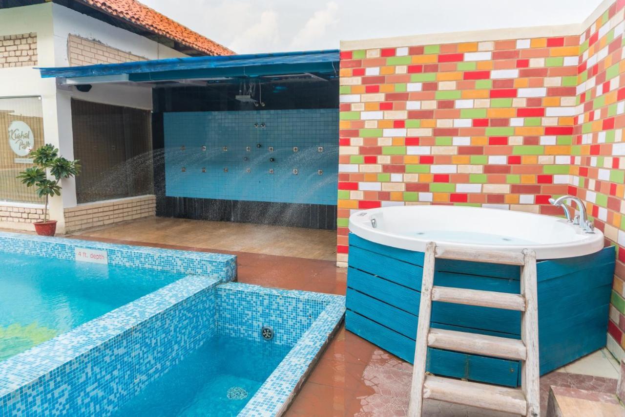 Kushal Palli Resorts- A Unit Of Pearltree Hotels & Resorts 푸룰리아 외부 사진
